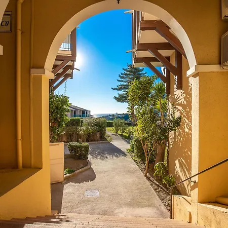 Apartament Le Belvedere - R8 327 By Interhome Saint-Raphaël