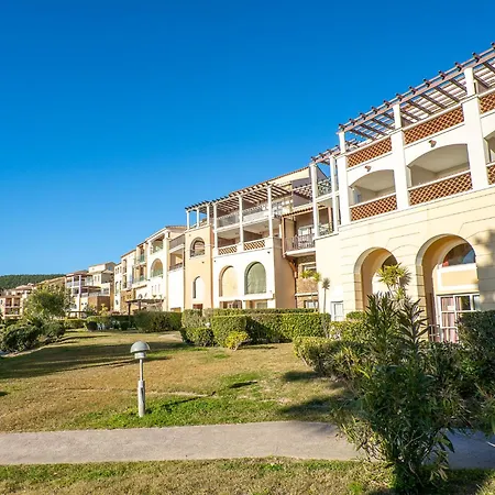 Apartment Le Belvedere - R8 327 By Interhome *