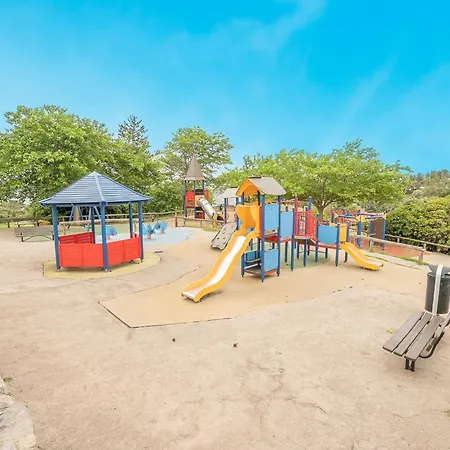 Apartment Le Belvedere - R8 327 By Interhome Saint-Raphaël